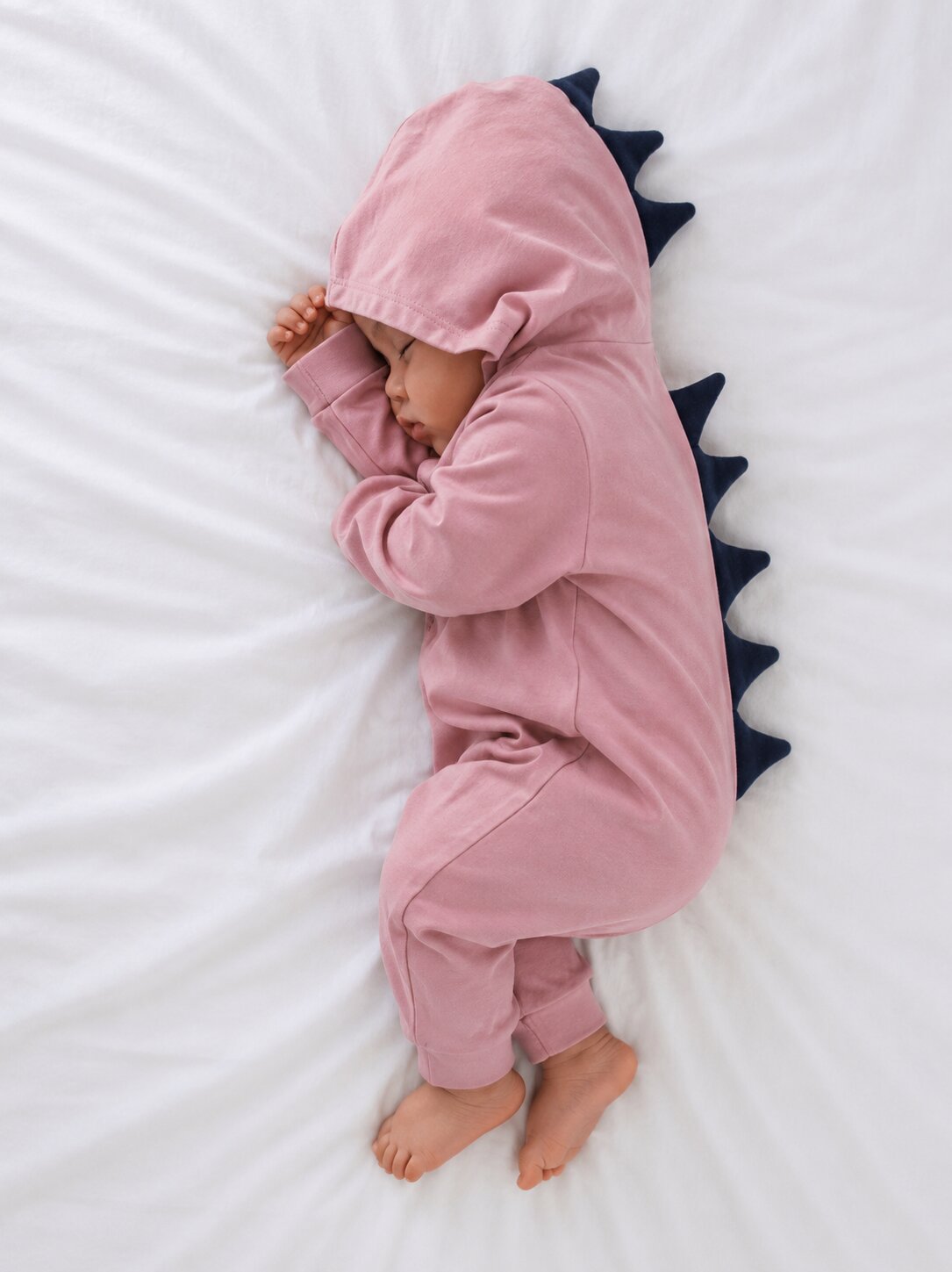 Baby Dinosaur Hooded Jumpsuit – Long Sleeve Romper with Dinosaur Spikes
