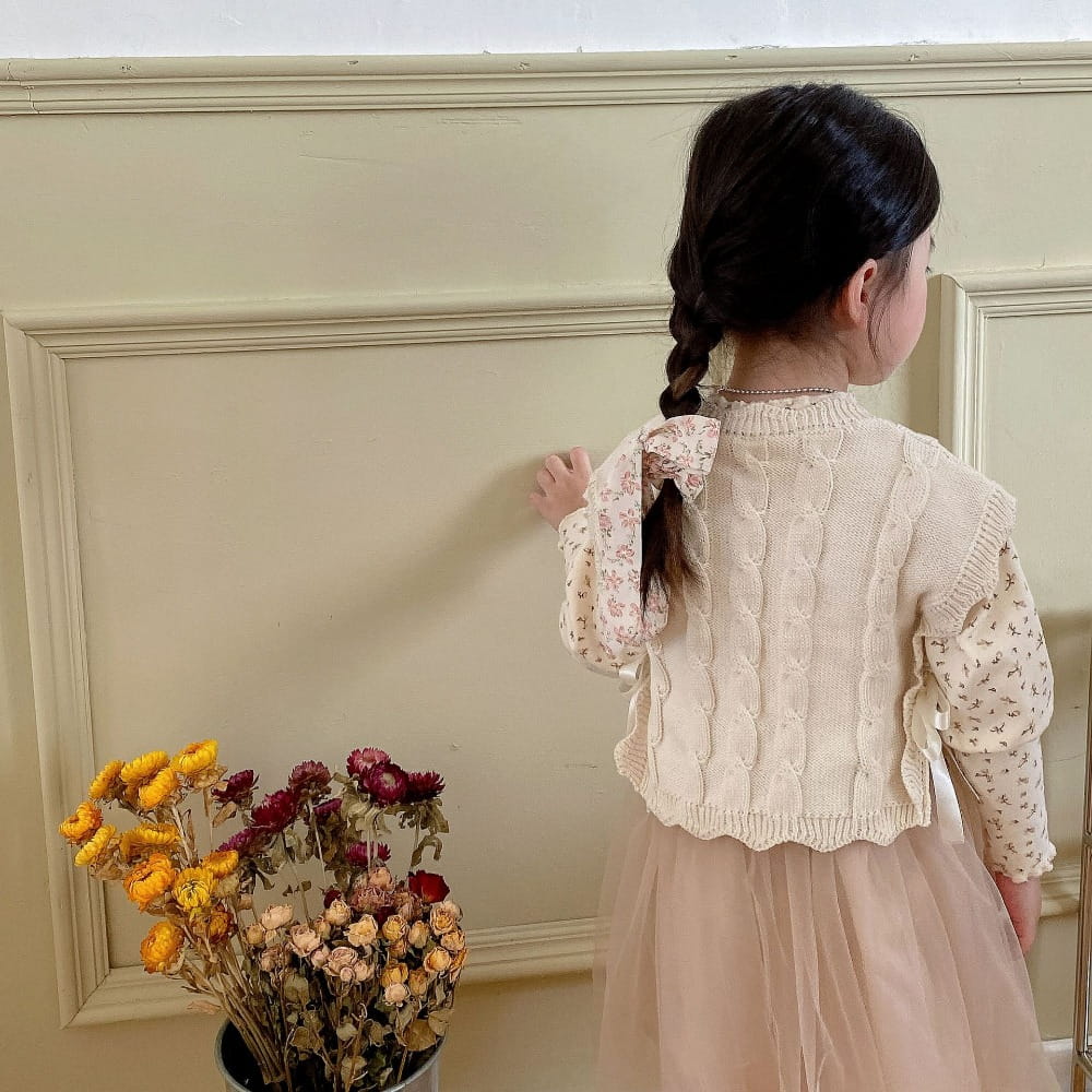 Girls Cable Knit Sweater Vest