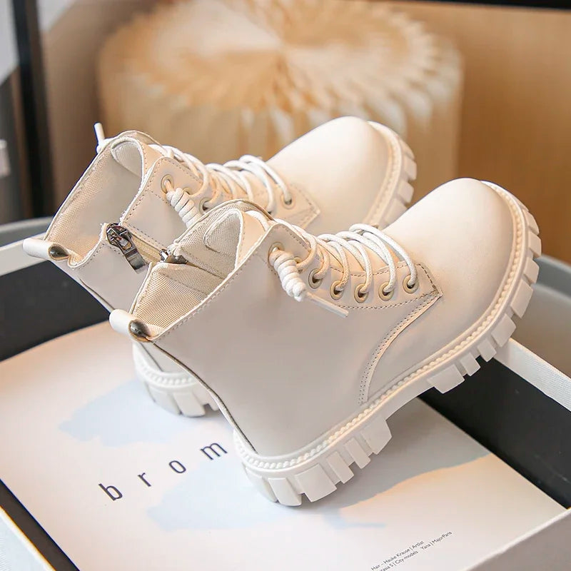 Girls Chunky Lace-Up Boots