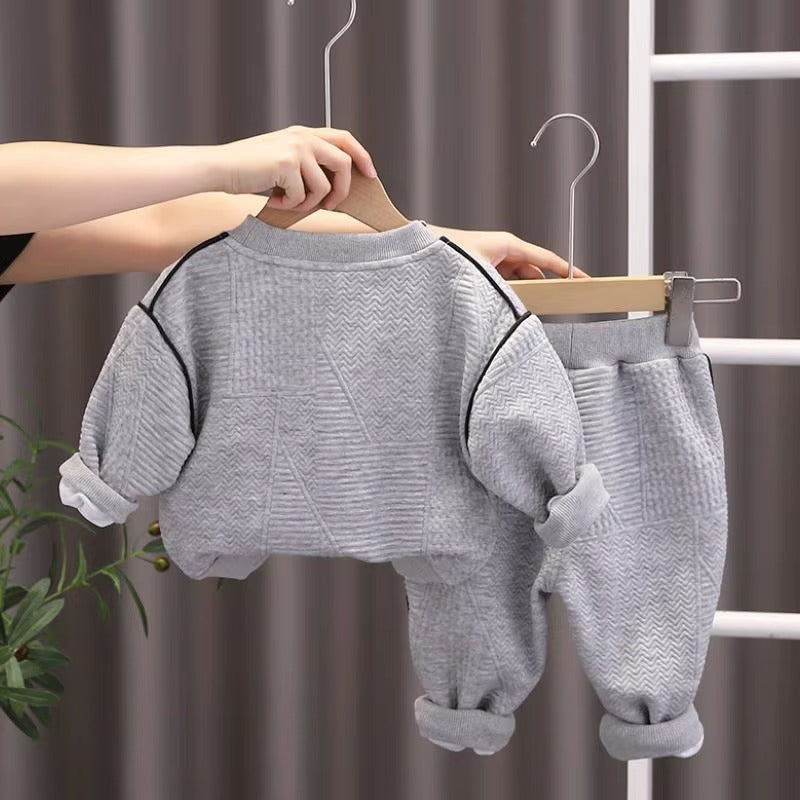 Cute Bear Baby Outfit – Tracksuit set