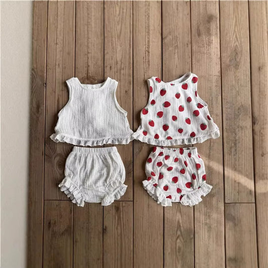 Baby Girl Summer Set – Sleeveless Top & Ruffle Shorts