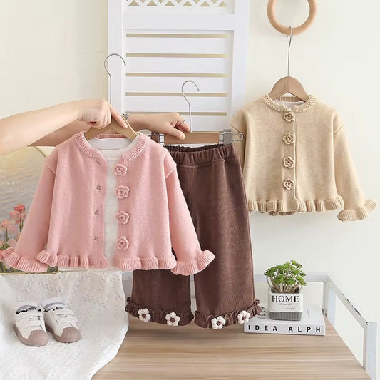 Baby Girl Floral Knit Outfit – 3-Piece Set