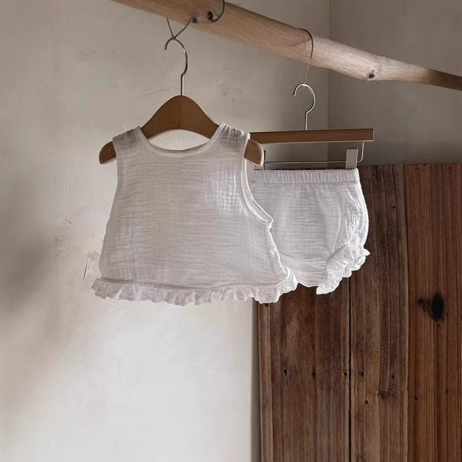 Baby Girl Summer Set – Sleeveless Top & Ruffle Shorts