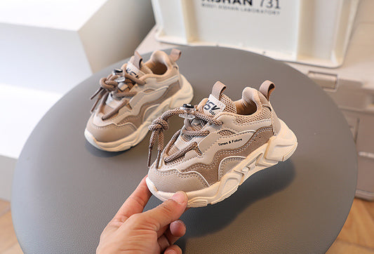 Kids’ Sports Sneakers – Lightweight Non-Slip Running Shoes